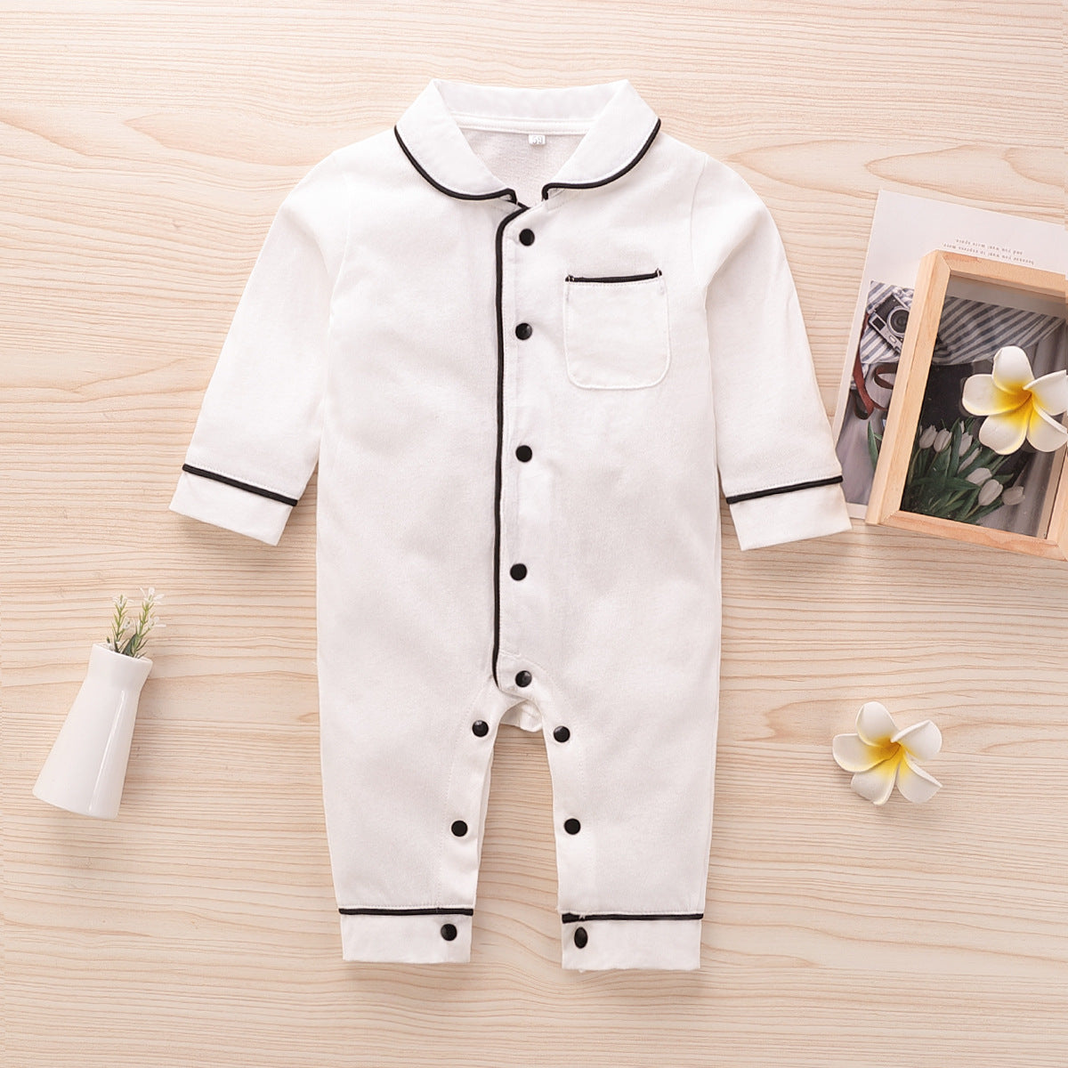 Spring And Autumn Solid Color Baby Button Bodysuit