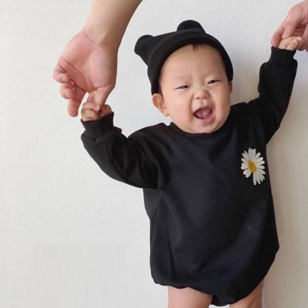 Baby crawling romper